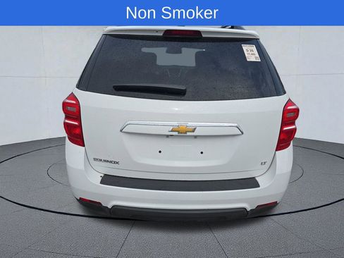Used 2017 Chevrolet Equinox LT w/ Convenience Package FWD image 4