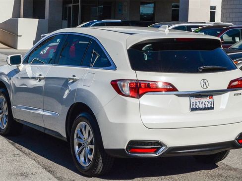 Used 2018 Acura RDX FWD image 3