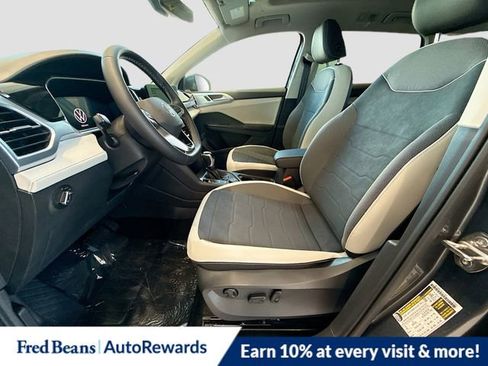 New 2026 Volkswagen Taos SE AWD/4WD image 11