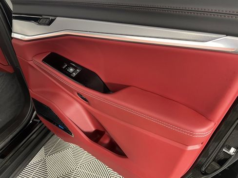 Used 2024 Jeep Wagoneer Launch Edition image 35