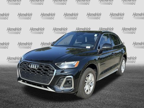 Used 2023 Audi Q5 2.0T Premium w/ Convenience Package AWD/4WD image 6