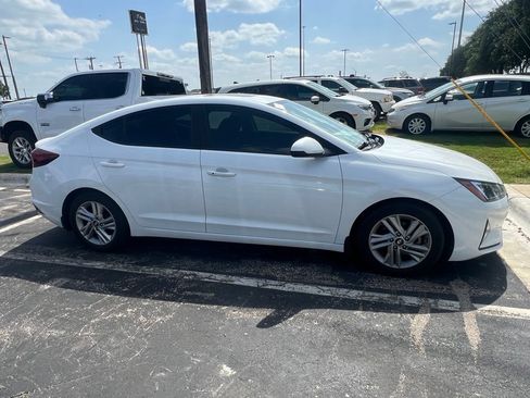 Used 2020 Hyundai Elantra Value Edition w/ Cargo Package (C1) FWD image 5