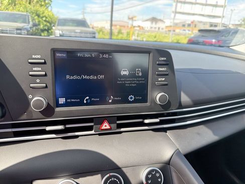 New 2026 Hyundai Elantra SE FWD image 12