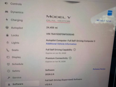 Used 2022 Tesla Model Y Performance AWD/4WD image 16