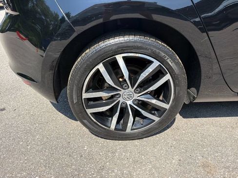 Used 2016 Volkswagen Golf SE FWD image 31