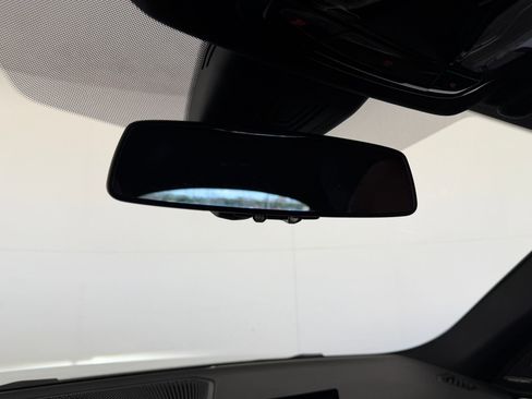 Used 2023 BMW i4 eDrive40 w/ M Sport Package image 19