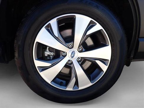 Certified 2025 Subaru Ascent Premium AWD/4WD image 7