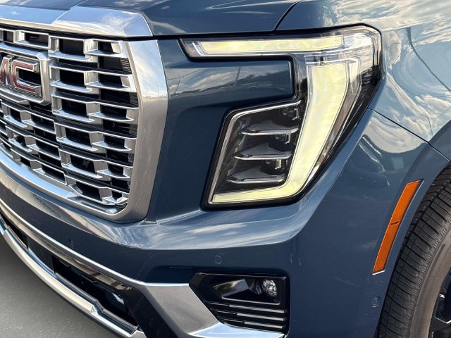 New 2026 GMC Yukon Denali w/ Sun & Power Step Package RWD image 9