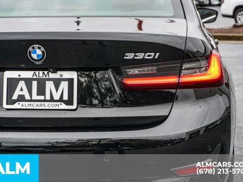 Used 2022 BMW 330i Sedan w/ Driving Assistance Package image 13