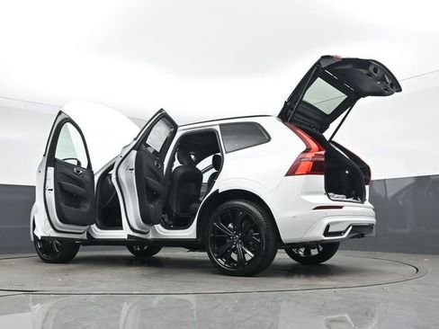 New 2026 Volvo XC60 B5 Ultra w/ Climate Package image 54