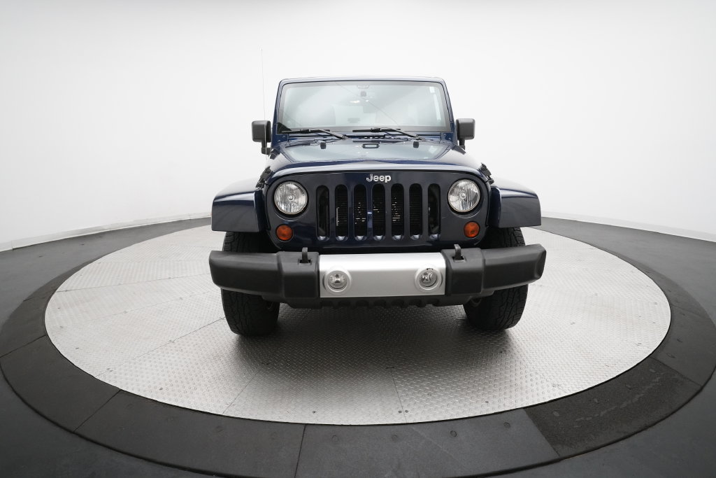 Used 2013 Jeep Wrangler Unlimited Sahara w/ Connectivity Group AWD/4WD image 11