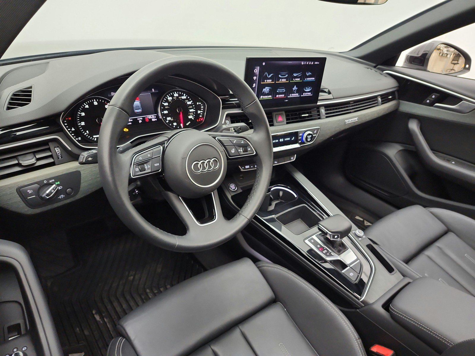 Used 2023 Audi A4 2.0T Premium AWD/4WD image 14