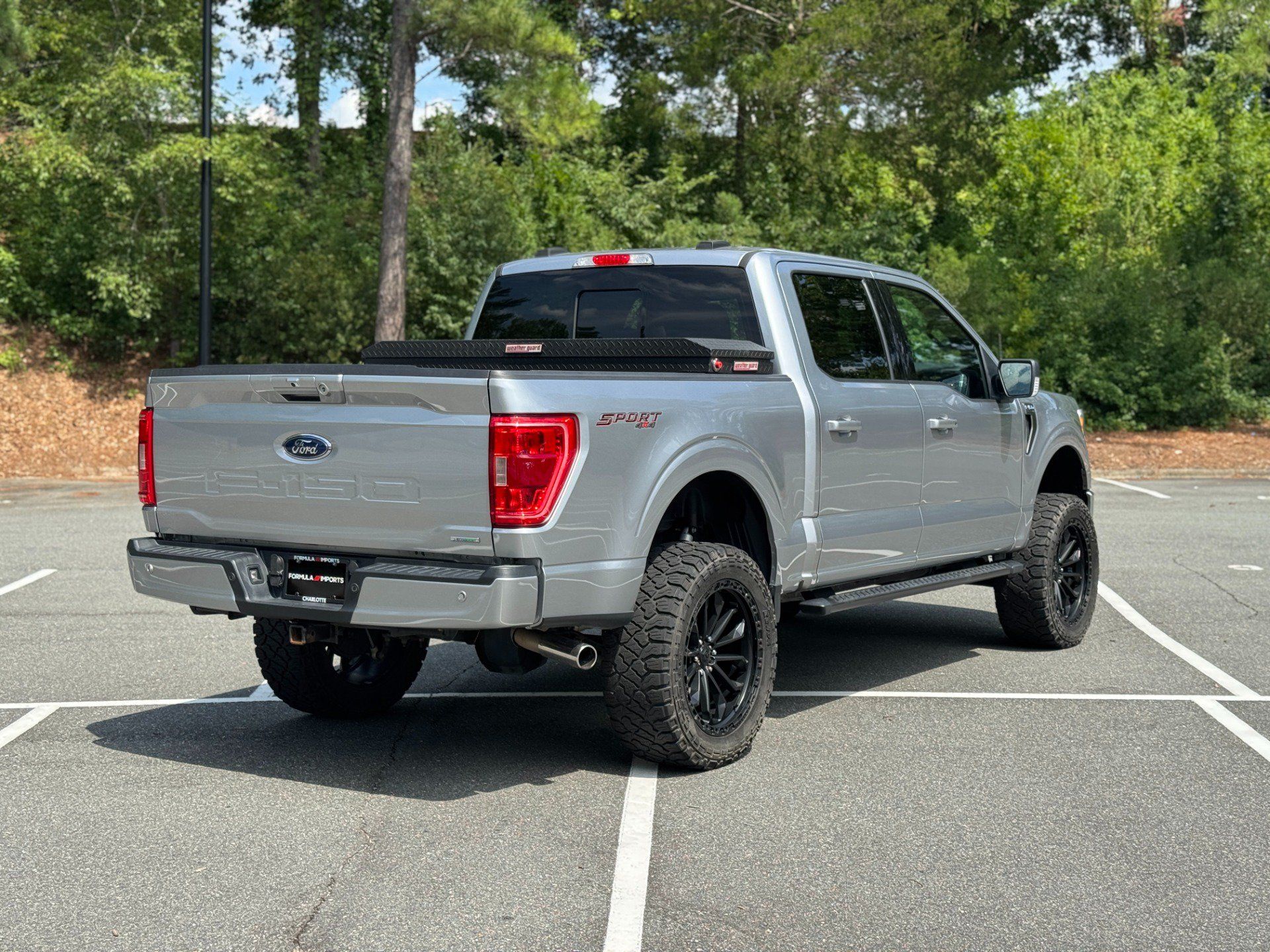 Used 2022 Ford F150 XLT w/ Equipment Group 302A High AWD/4WD image 13