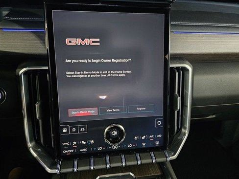 New 2026 GMC Acadia Denali w/ Super Cruise Package image 29