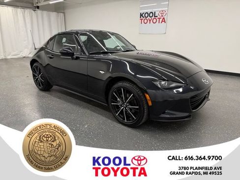Used 2026 MAZDA MX-5 Miata RF Grand Touring RWD image 1