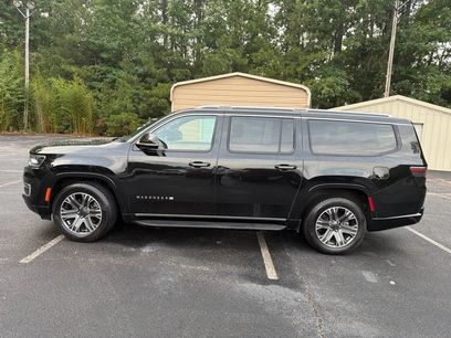 Used 2024 Jeep Wagoneer L Series II w/ Flexible Seating Group