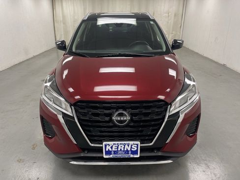 Used 2023 Nissan Kicks SV image 8