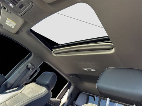 Used 2022 GMC Sierra 1500 Denali image 24
