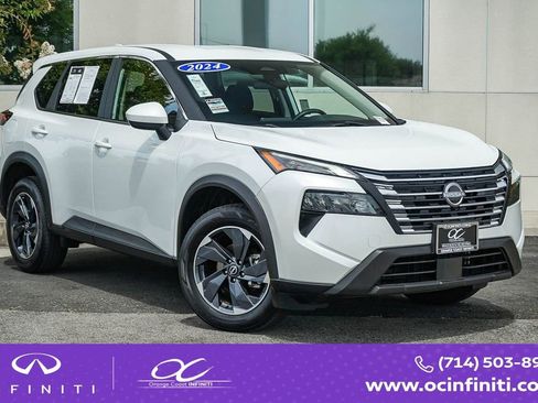 Used 2024 Nissan Rogue SV FWD image 1