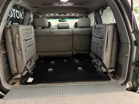 Used 2007 Toyota Land Cruiser image 29