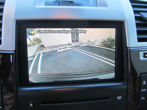 Used 2009 Cadillac Escalade Base AWD 4dr SUV w/V8 Ultra Lu image 34