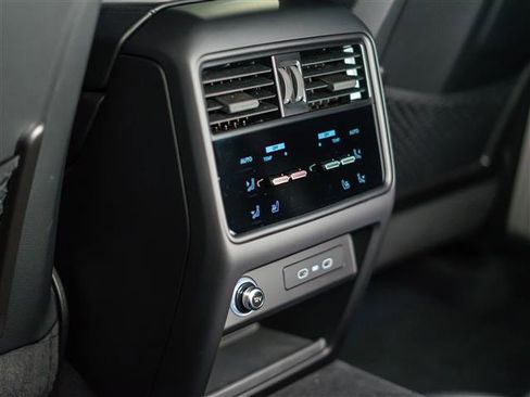 Certified 2026 Porsche Cayenne Coupe AWD/4WD image 28