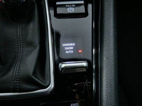 Used 2024 Jeep Compass Sport image 47