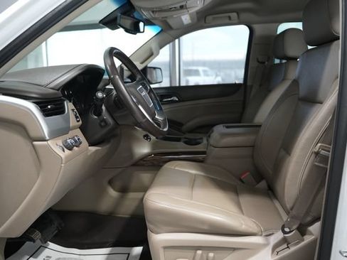 Used 2016 GMC Yukon SLT AWD/4WD image 17