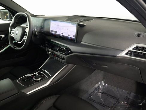 Used 2025 BMW 330i Sedan w/ Convenience Package image 9