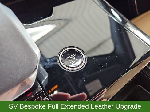 Used 2025 Land Rover Range Rover Sport SE AWD/4WD image 20