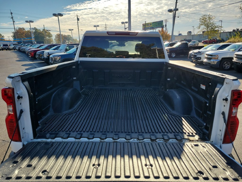 Used 2025 Chevrolet Silverado 2500 LT w/ Convenience Package AWD/4WD image 14