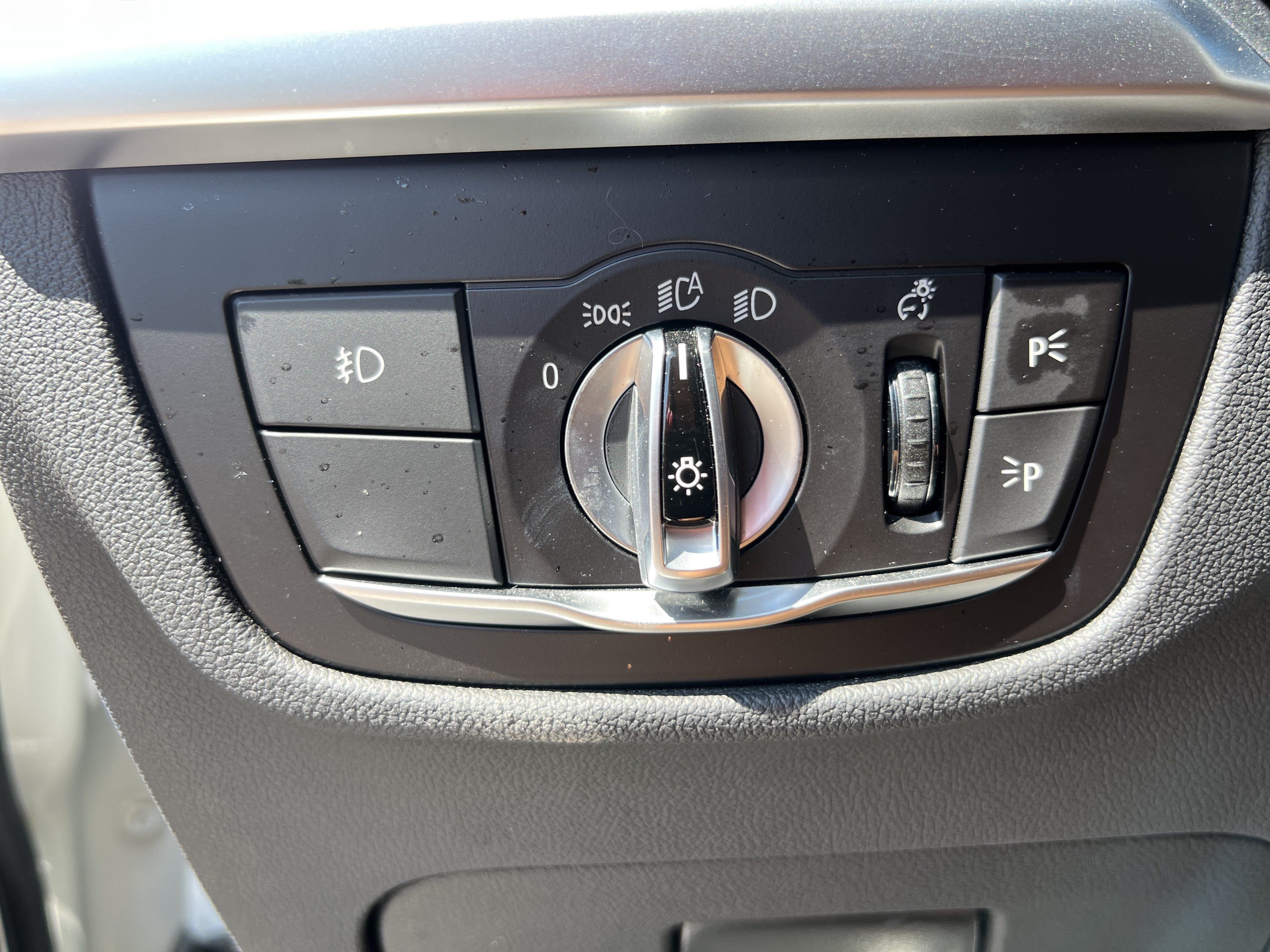 Used 2020 BMW X3 sDrive30i w/ M Sport Package 2 RWD image 36