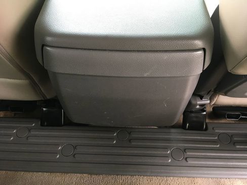 Used 2018 Nissan NV 3500 SL RWD image 24