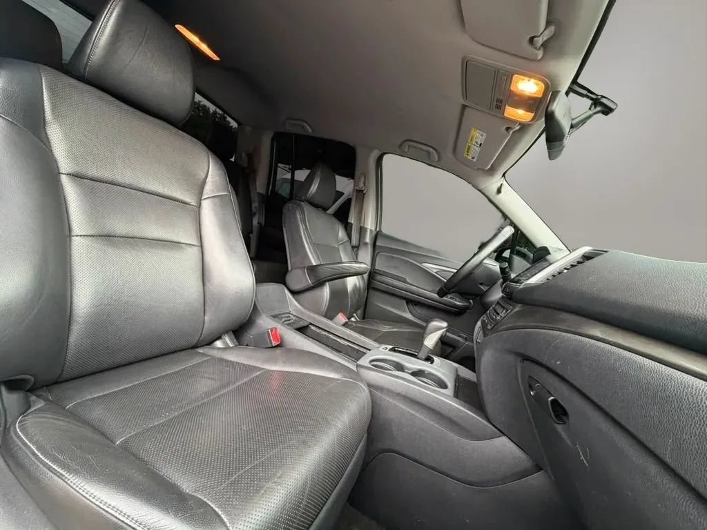 Used 2017 Honda Ridgeline RTL-T image 18