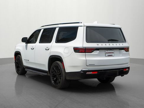 Used 2023 Jeep Wagoneer 4WD w/ Convenience Group I image 5