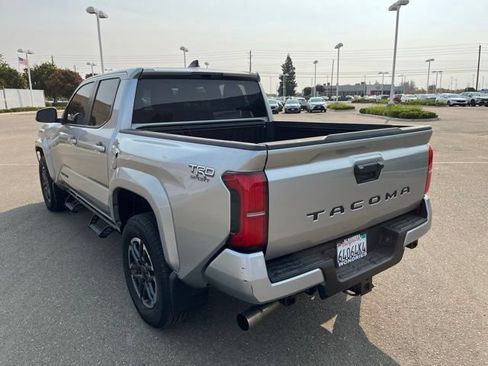 Used 2026 Toyota Tacoma TRD Sport RWD image 5