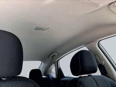 Used 2015 Nissan Sentra SV FWD image 14