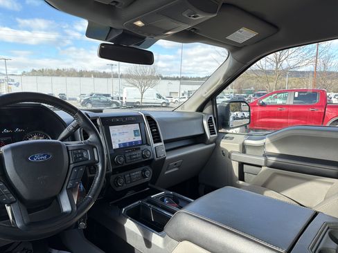 Used 2020 Ford F150 XLT w/ Equipment Group 302A Luxury image 15
