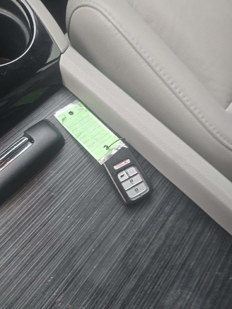 Used 2019 Honda Pilot Touring image 19