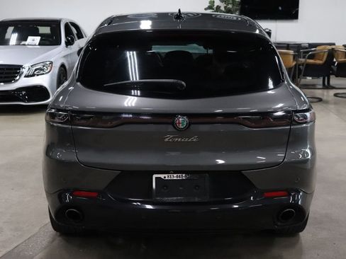 Used 2024 Alfa Romeo Tonale Veloce w/ Active Assist Package image 4