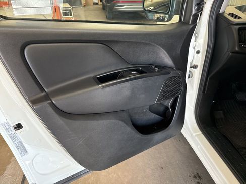 Used 2018 RAM ProMaster City Tradesman image 10