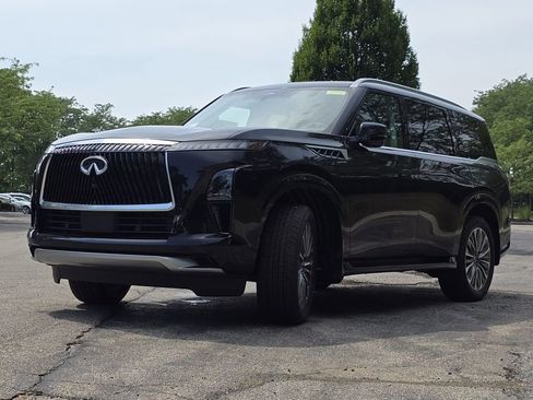 Used 2025 INFINITI QX80 Luxe w/ Cargo Package RWD image 21