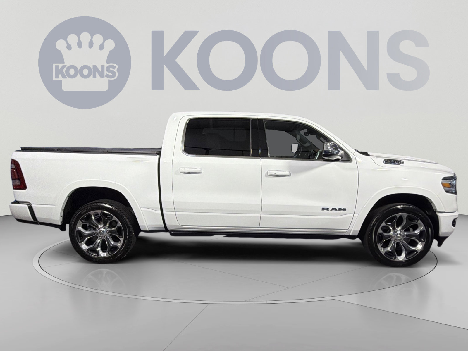 Used 2024 RAM 1500 Limited w/ Body Color Bumper Group AWD/4WD image 8