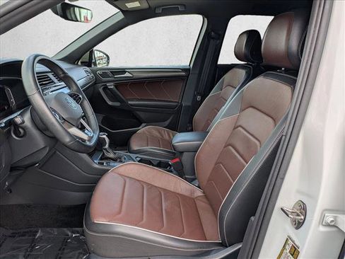 Used 2024 Volkswagen Tiguan SEL R-Line AWD/4WD image 17