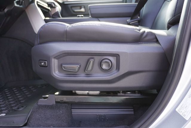Used 2026 Toyota Tundra Platinum AWD/4WD image 28