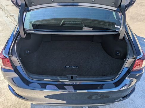 Used 2022 Lexus ES 350 Luxury image 10