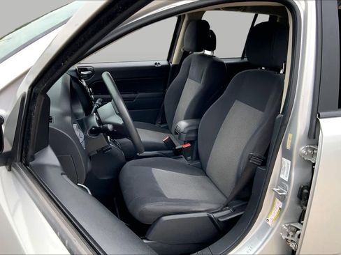 Used 2012 Jeep Compass Sport FWD image 7
