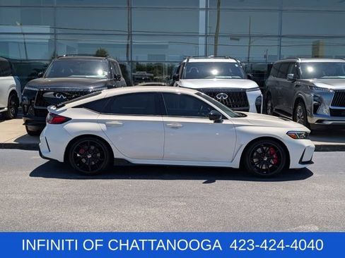 Used 2024 Honda Civic Type R image 8
