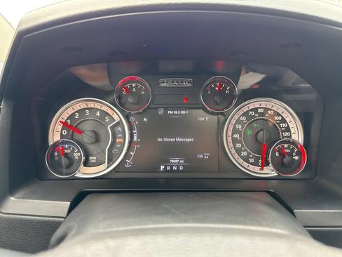 Used 2018 RAM 1500 Laramie w/ Convenience Group AWD/4WD image 33
