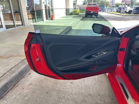 Used 2023 Chevrolet Corvette Stingray Convertible w/ Z51 Performance Package image 33